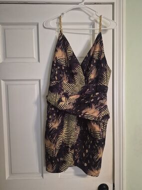 Sleeveless V-Neck Patterned Mini Dress in Black and Tan